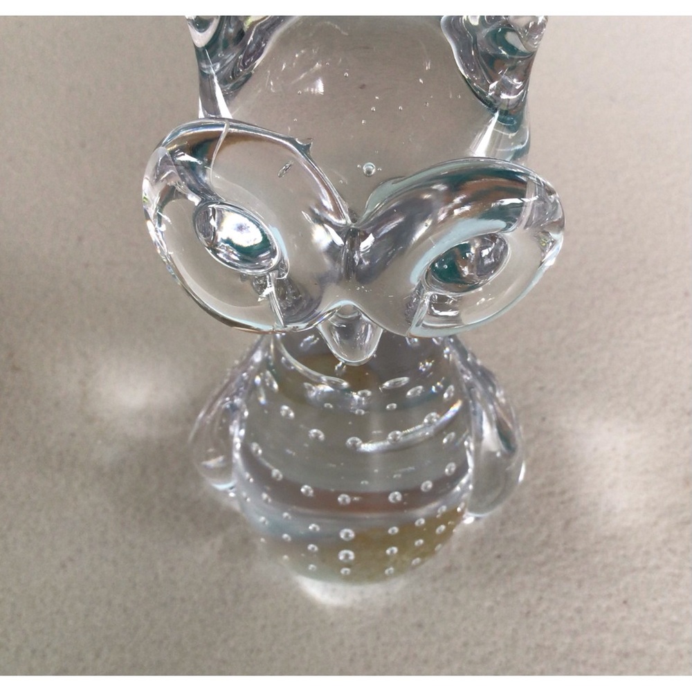 Crystal  Glass Owl Figurine-controlled bubbles Art Glass Owl